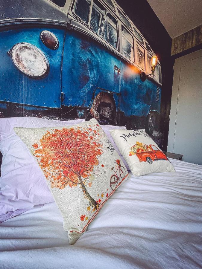 Kombi By Carl-Emilie Epinal Bagian luar foto